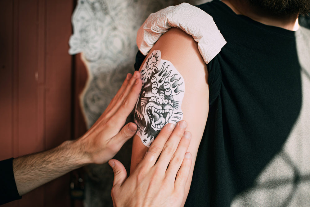 Tattoo-maten: hoe de juiste maten te kiezen