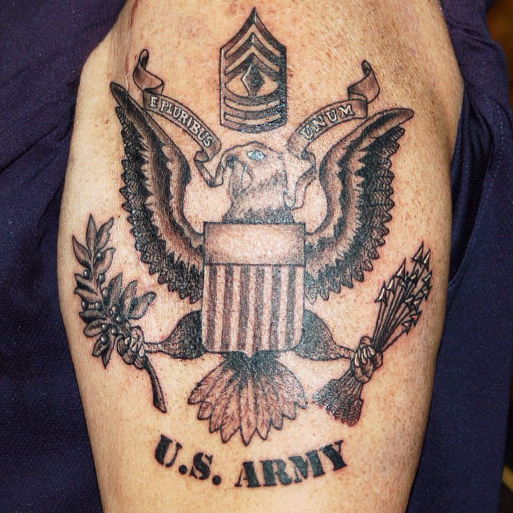 U.S. Army Tattoo Beleid en Voorschriften